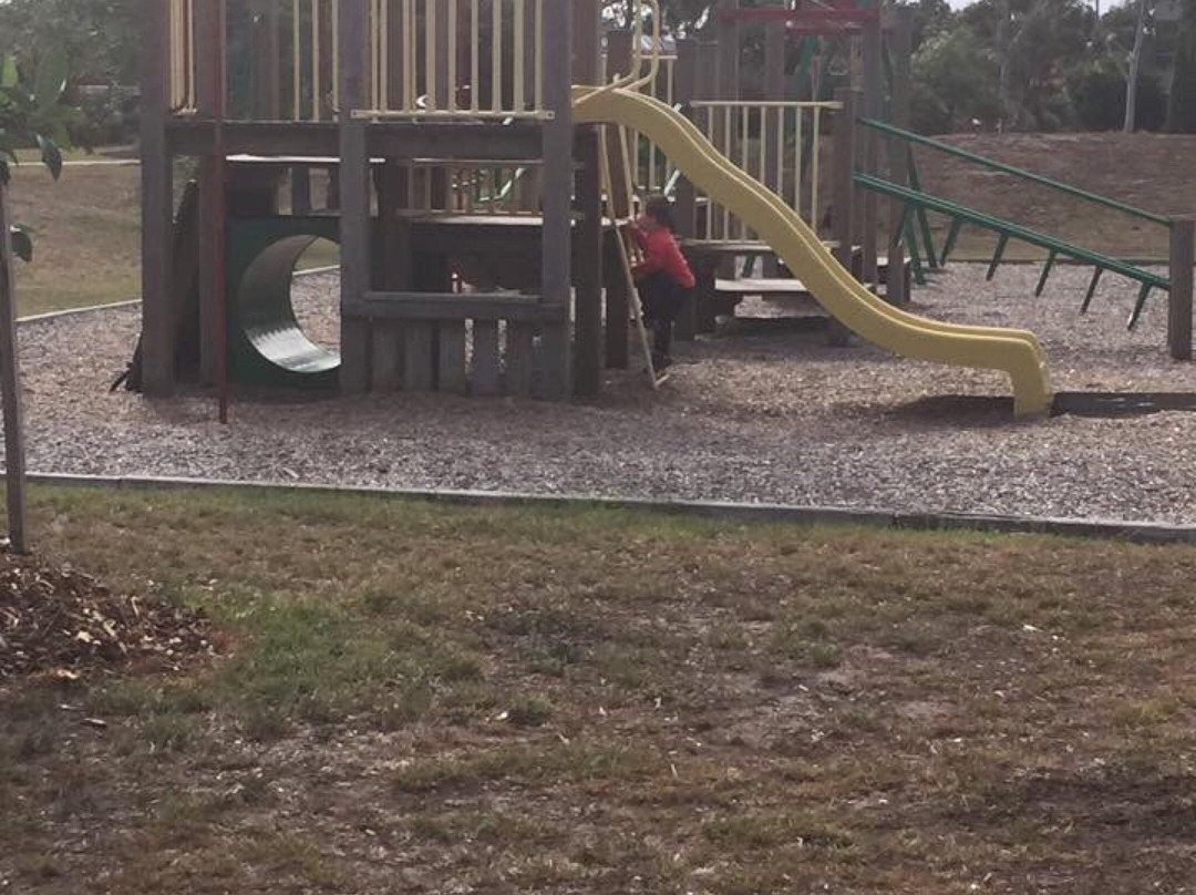 Caroline Springs旅游攻略图片