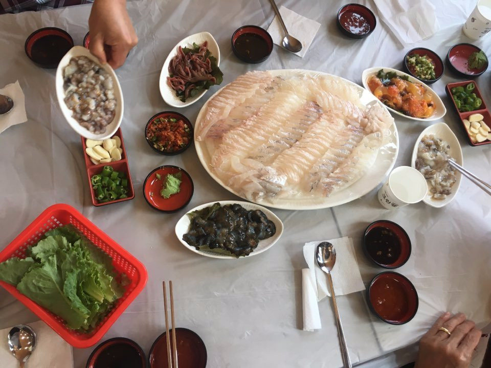 唐津郡餐馆和美食-Daemyeong ho