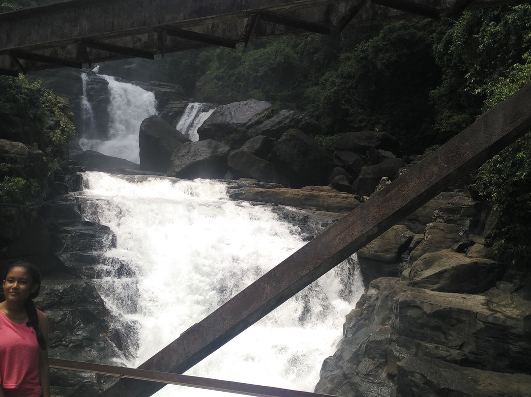 Mawphlang Falls景点图片