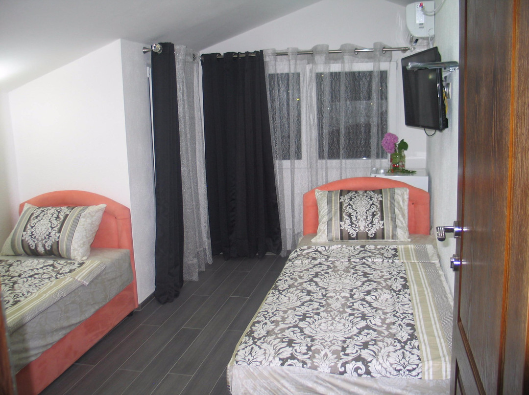 Guest house Dena主图