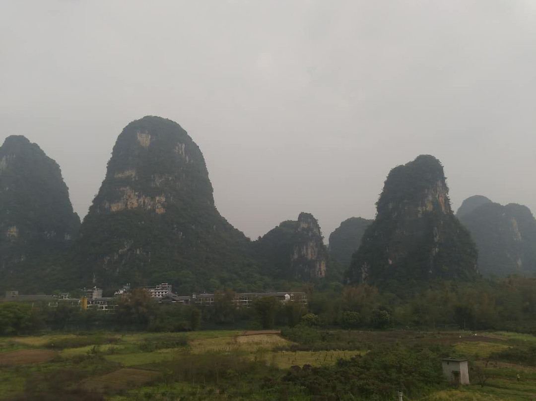 竹窗溪语度假酒店(阳朔十里画廊遇龙河店)主图