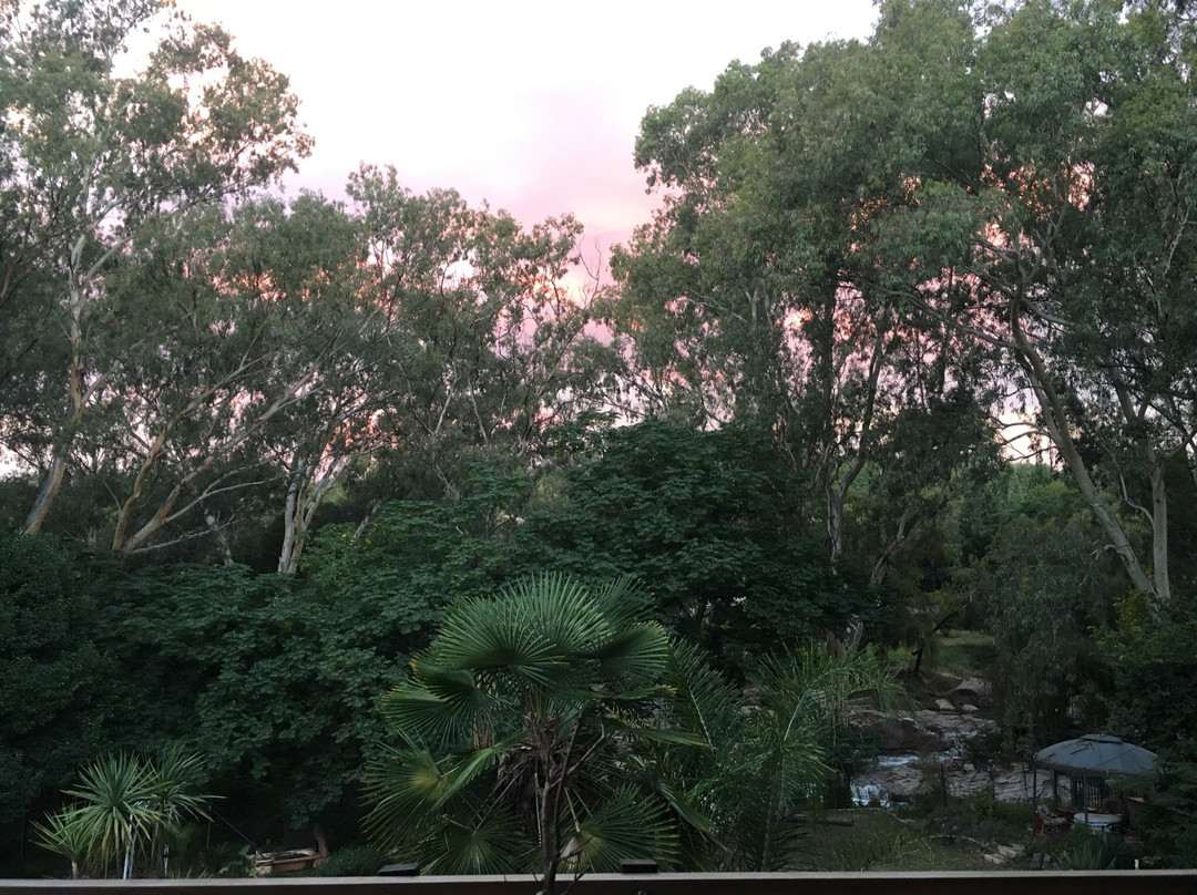 Twin Waters Guest House主图