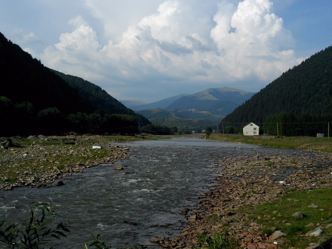 Synevyrska Polyana旅游景点-Kolochavskaya Uzkokoleyka