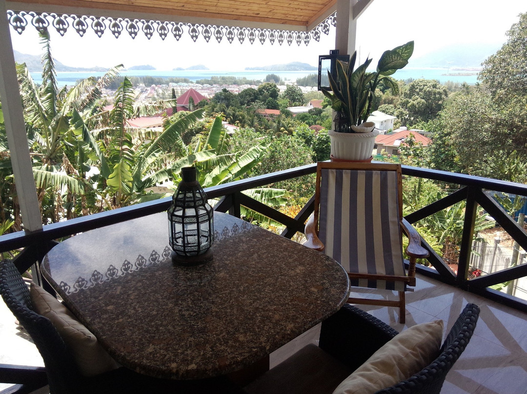 维多利亚酒店住宿-Chez Lorna