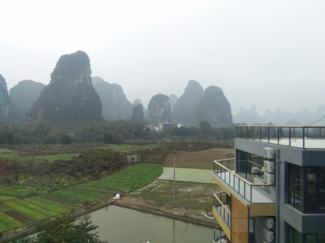 竹窗溪语度假酒店(阳朔十里画廊遇龙河店)主图