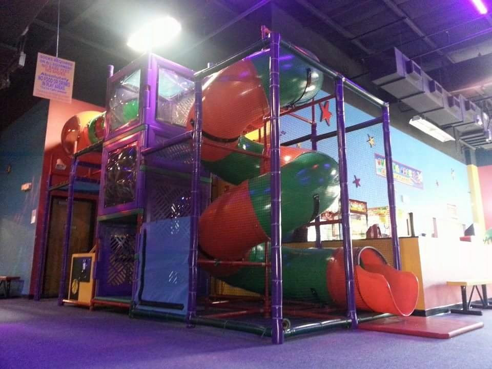 Jumping Jacks Fun Zone-North Fort Myers必去景点