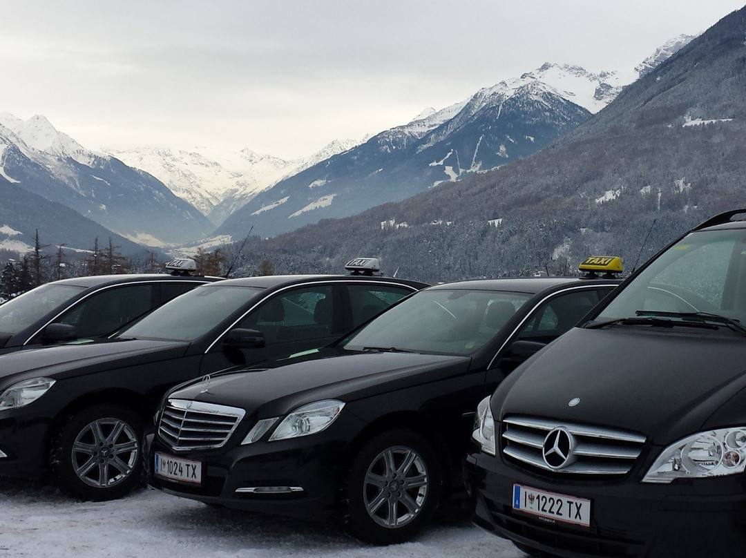 Innsbruck Taxi Transfer-茵斯布鲁克必去景点