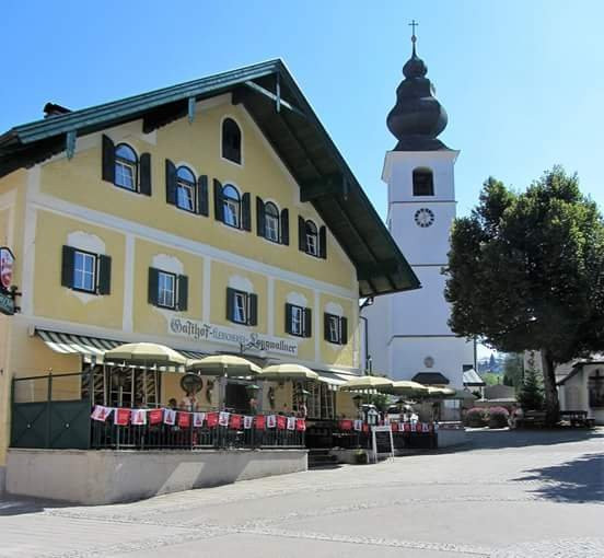 Oberhofen am Irrsee餐馆和美食-Wirt z'Zell - Gasthaus und Dorfmetzgerei Langwallner