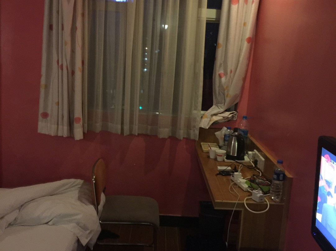 文星酒店(广州北京路步行街海珠广场地铁站店)主图