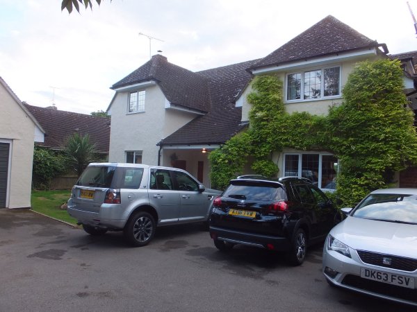 Saffron Coach House-浴室