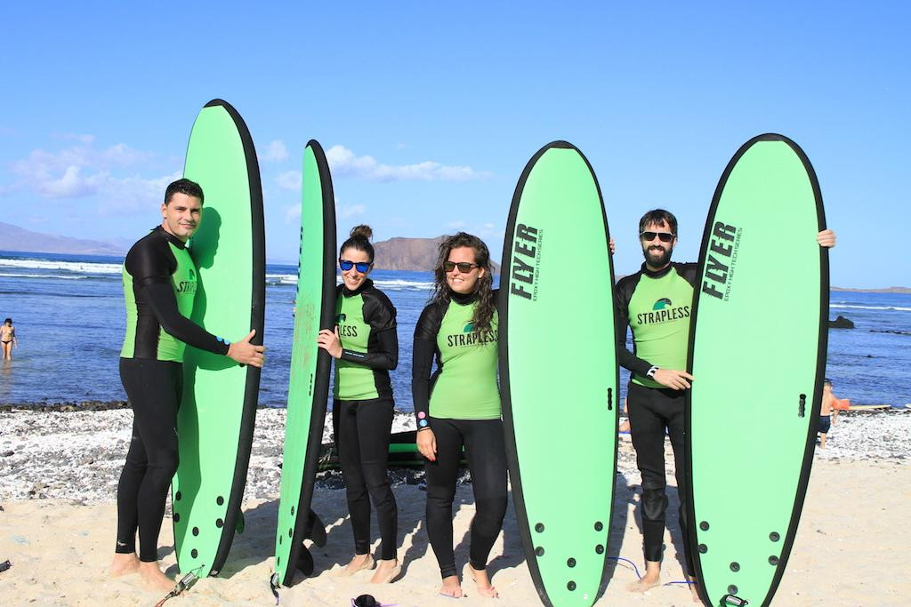 Strapless Kite & Surf School景点图片