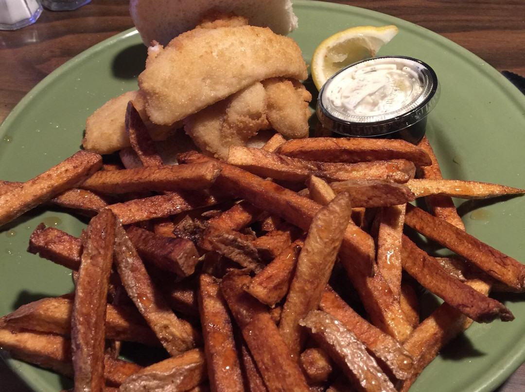 Locke餐馆和美食-Colonial Lodge