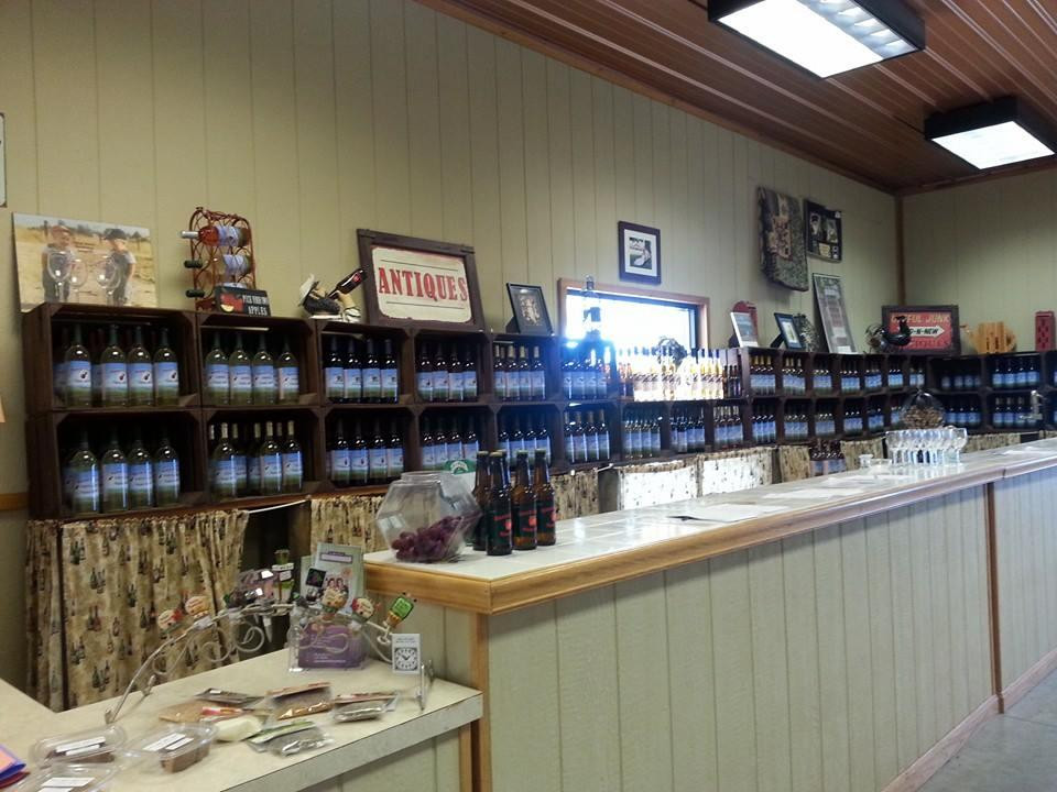 Burch Farms Country Market-North East必去景点