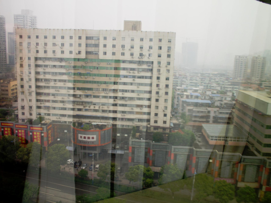 瑞都·万融商务大酒店主图