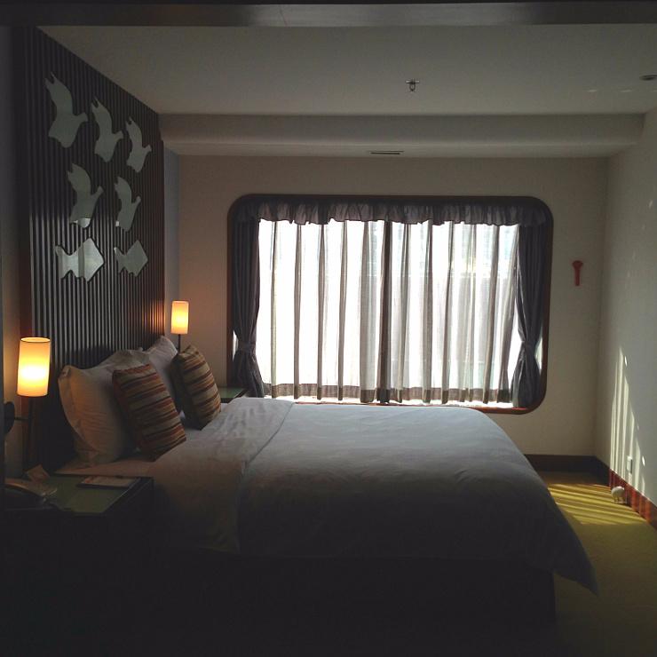 鸿隆明华轮酒店-客卧