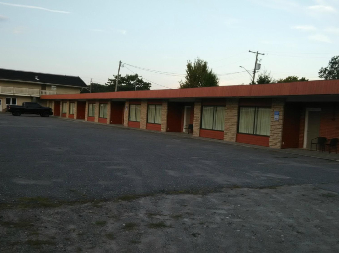 Northshore Wayside Inn主图