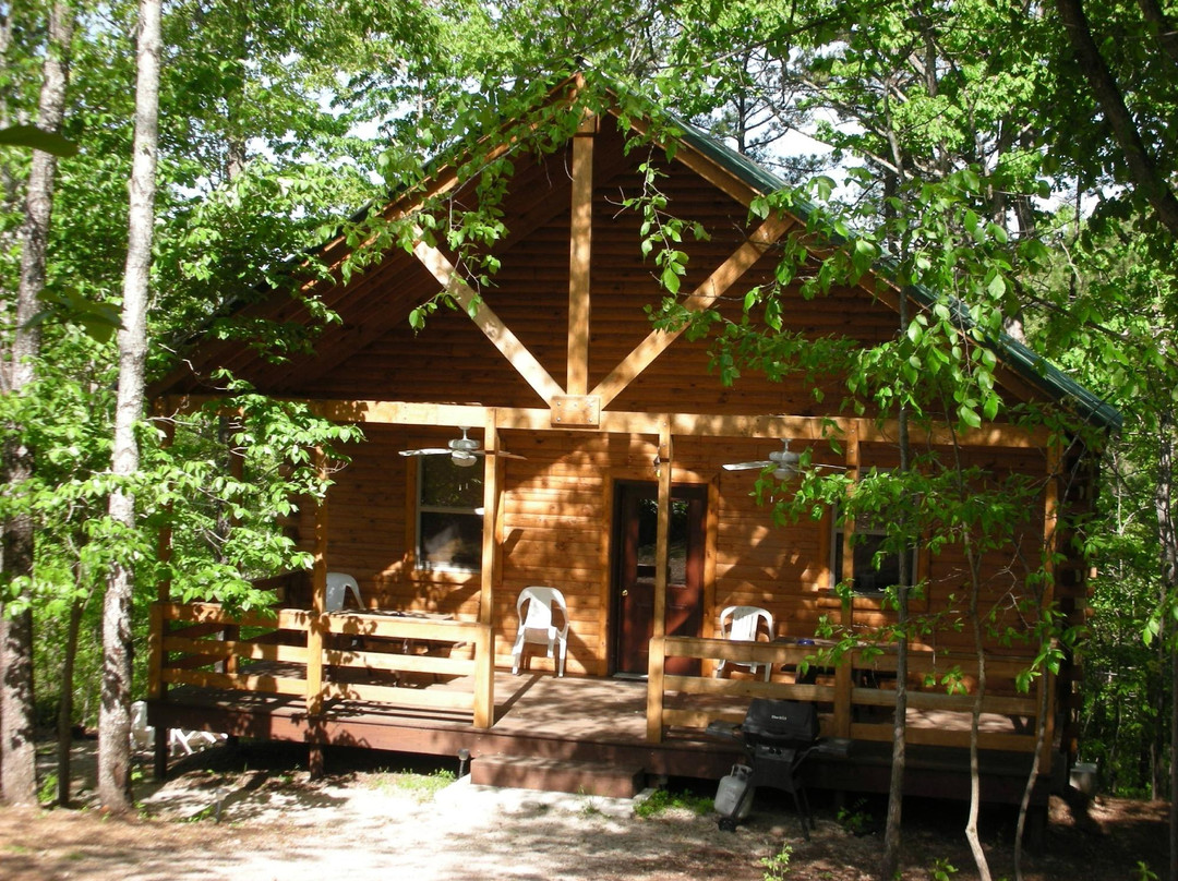 Eminence Cottages & Camp