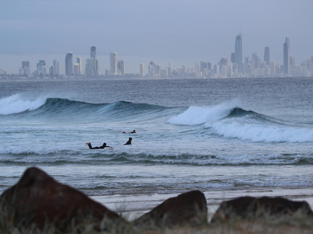 可伦宾海滩-黄金海岸必去景点