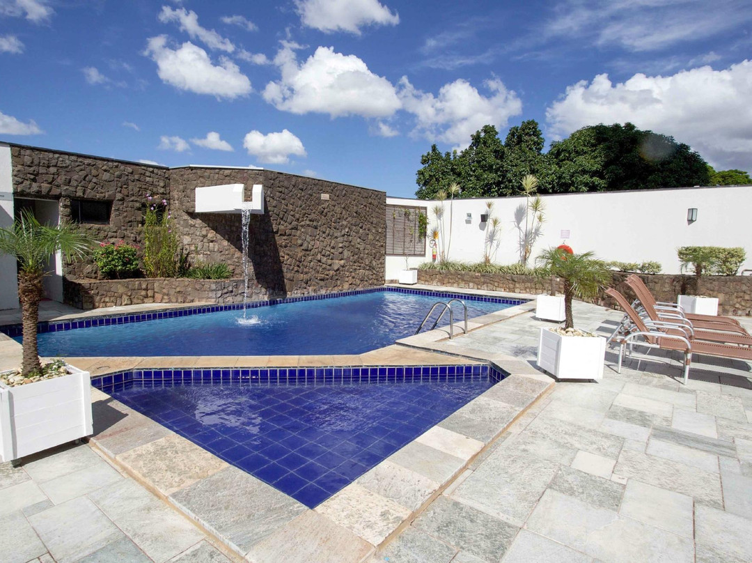 Bristol Exceler Plaza Hotel