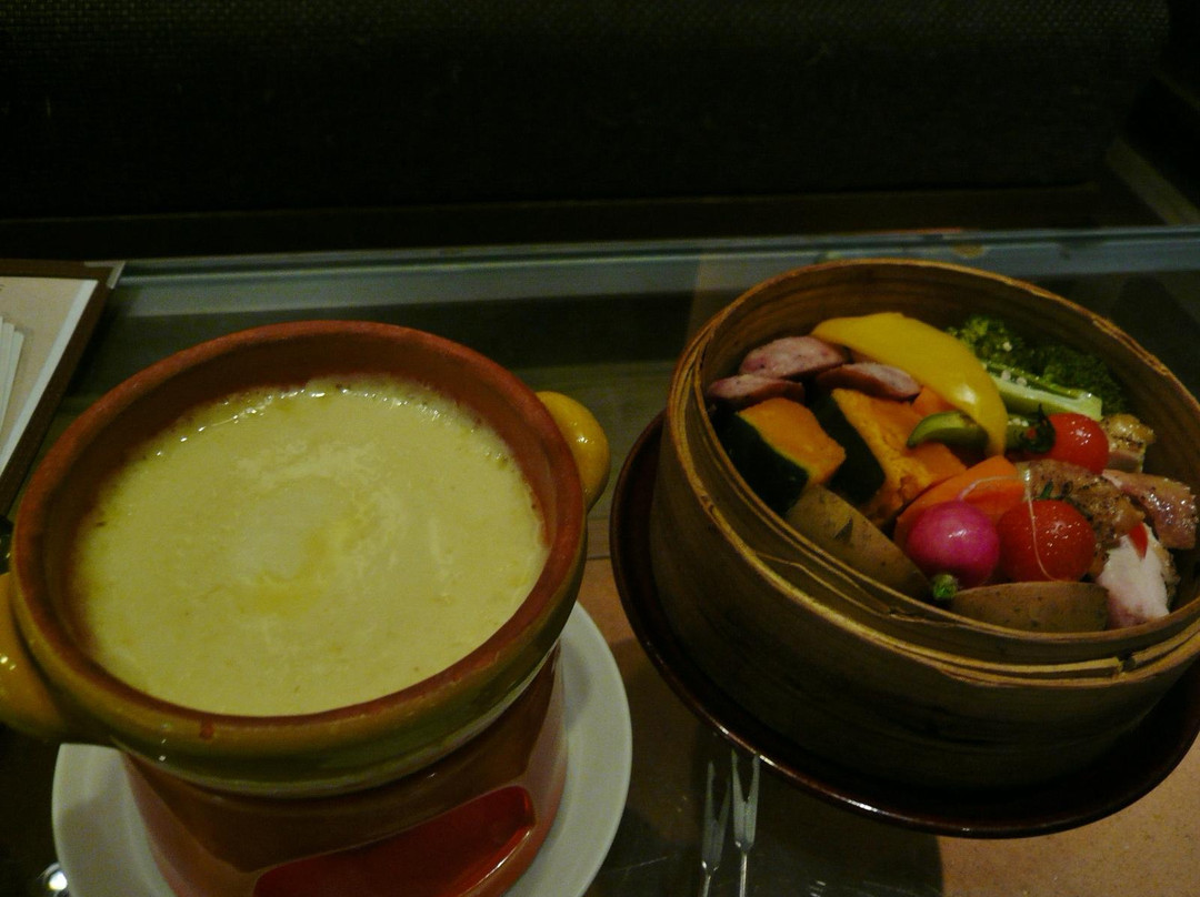 アタリ カフェアンドダイニング 池袋