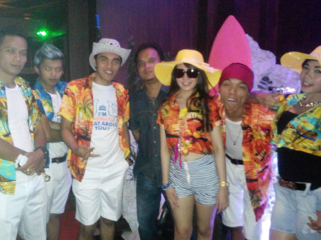 Executive Club Karaoke and Bar Cilacap-Cilacap必去景点