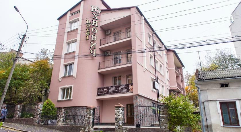 Hotel Complex Uhnovych主图