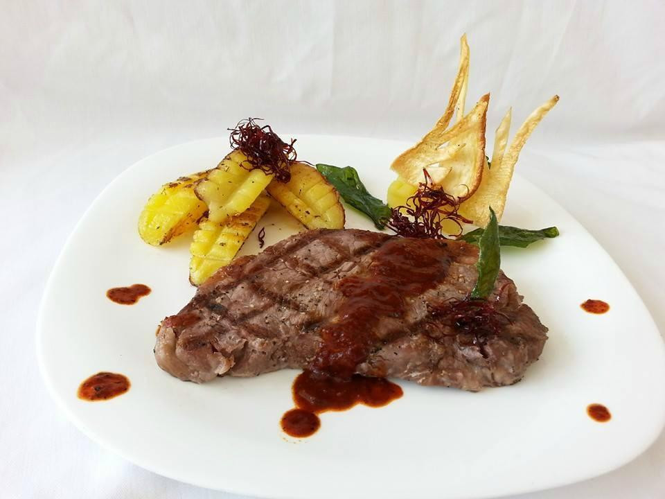 Campestre Santa Maria餐馆和美食-La Providencia Gran Salon