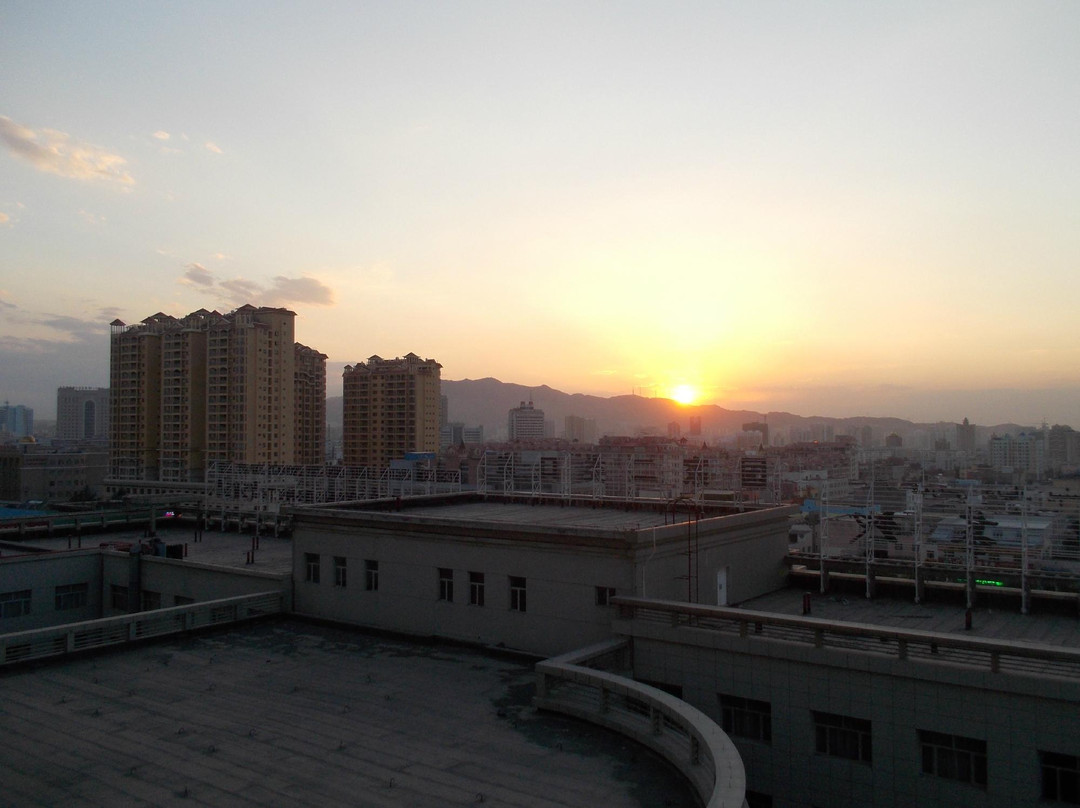 乌鲁木齐西域轻工国际酒店主图