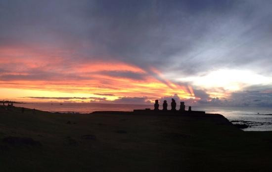 胡塔哈伊遗址-复活节岛必去景点