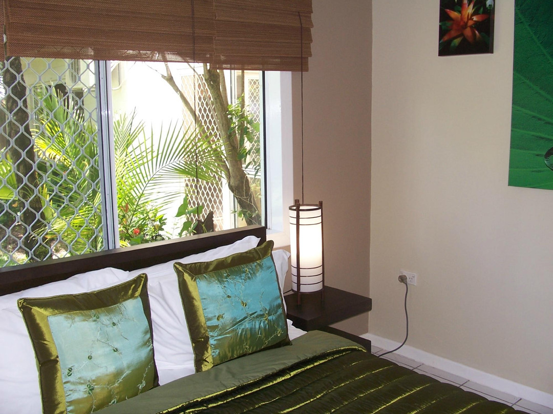 Toby's Retreat at Holloways Beach主图