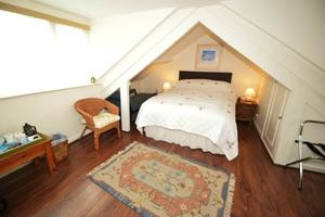 Southford House主图