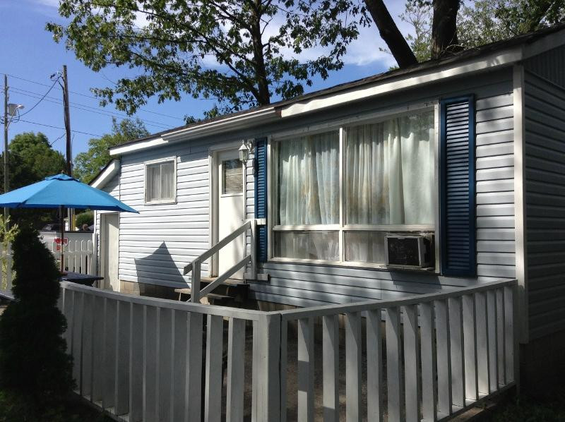 Blue Coast Cottages