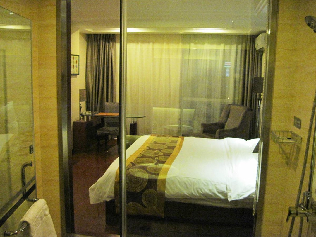 中悦水晶国际酒店主图