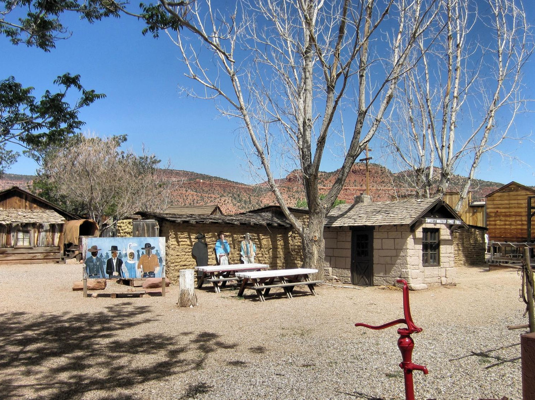 Little Hollywood Movie Museum-卡纳布必去景点