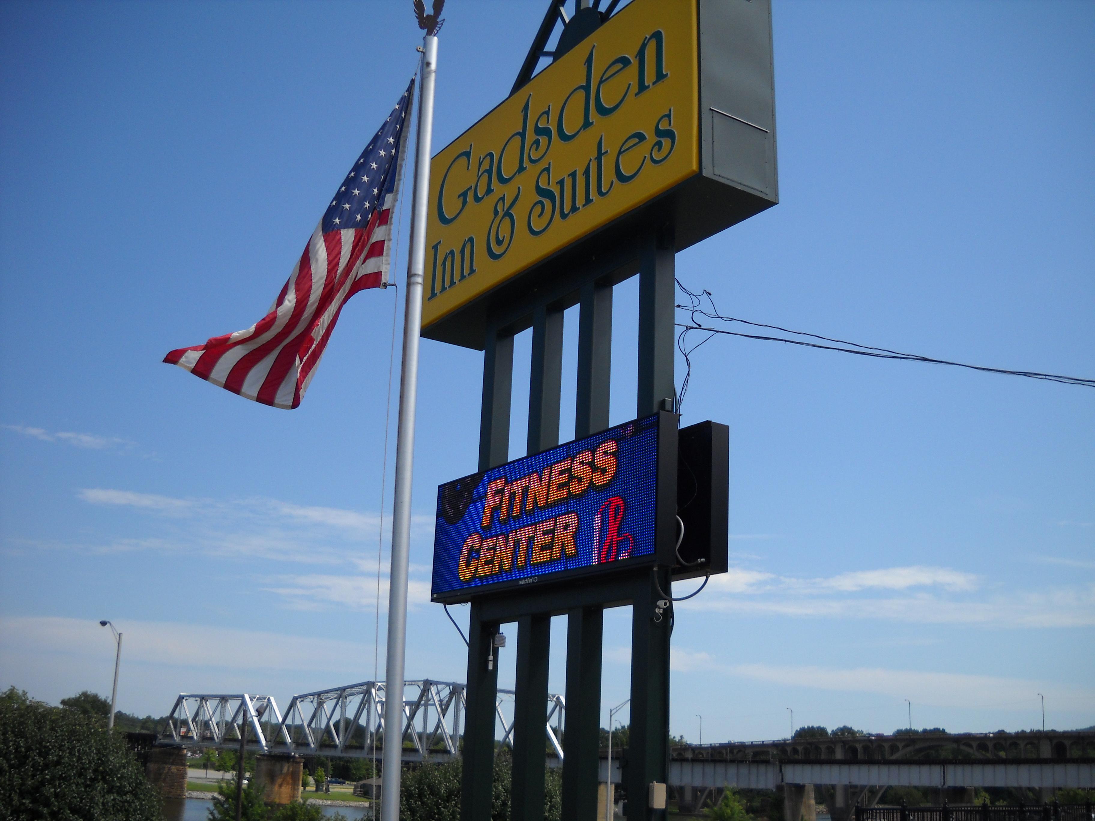 Gadsden Inn & Suites-客卧