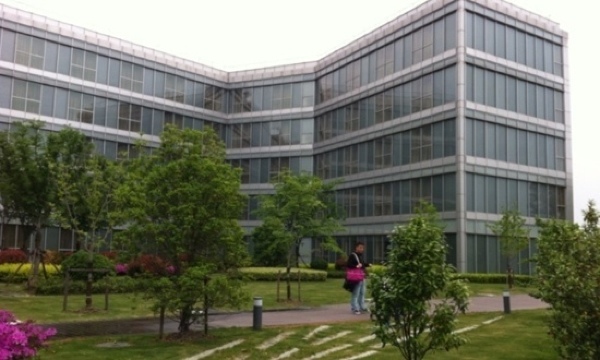 上海夏阳湖皇冠假日酒店-客卧