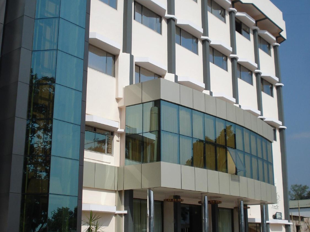 Hotel Canary Inn主图