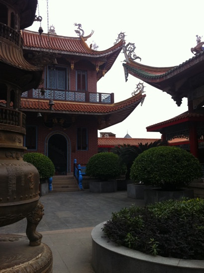 显应宫泥塑像-长乐市必去景点