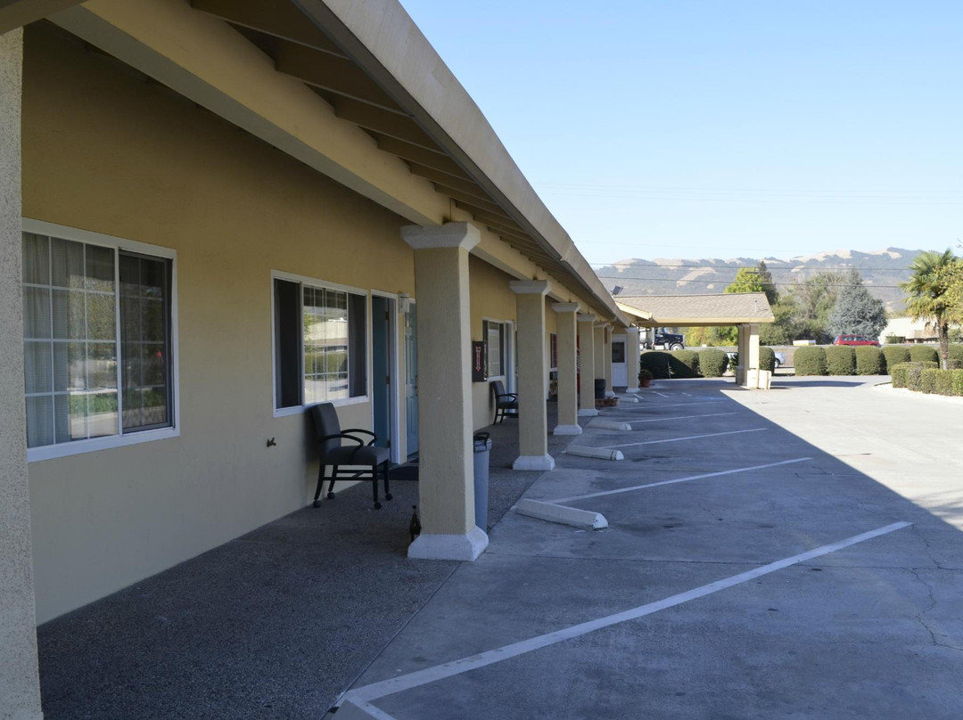 National 9 Inn主图