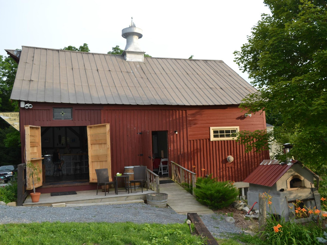 The Inn at Neshobe River主图