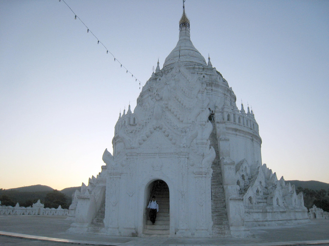 Hsinbyume Pagoda-敏贡古城必去景点