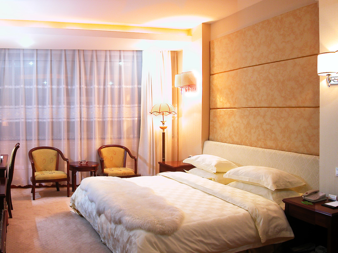 宏基大酒店主图