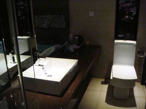 雅斯特酒店（南宁朝阳广场新民地铁站店）主图