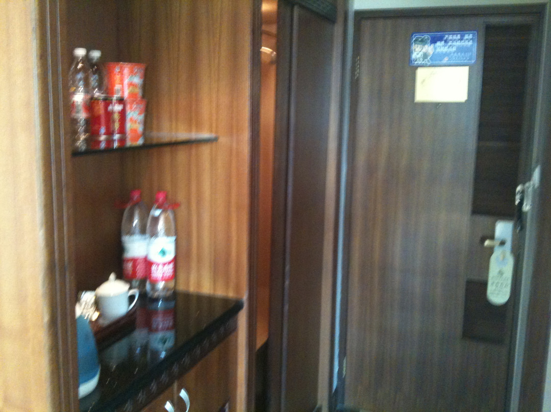 海坛假日大酒店主图