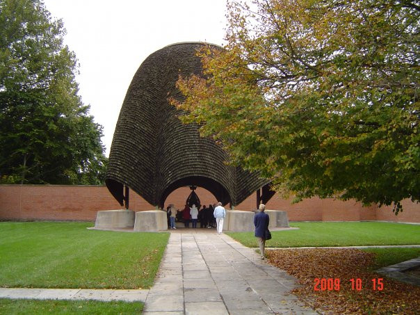 Roofless Church-New Harmony必去景点
