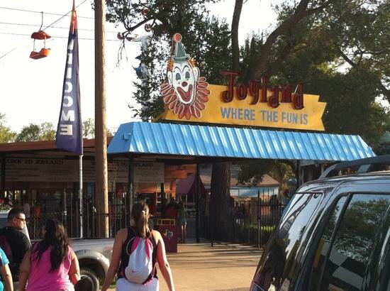 Joyland Amusement Park景点图片