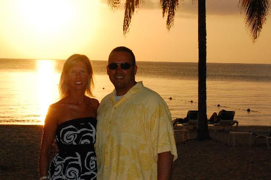 Bloody Bay-内格里尔必去景点