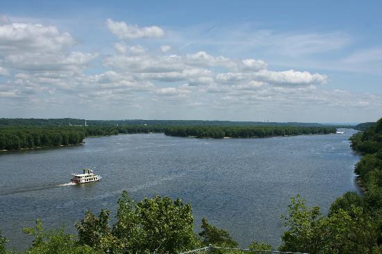 Mines of Spain Recreation Area-迪比克必去景点