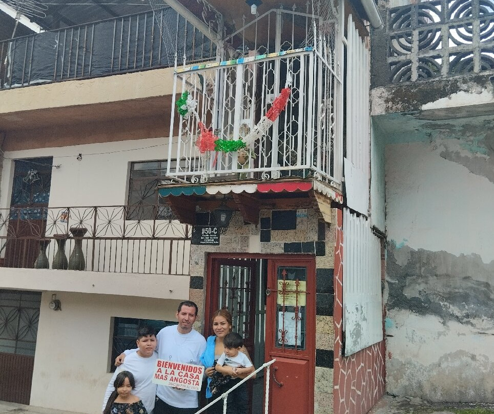 La Casa mas Angosta景点图片