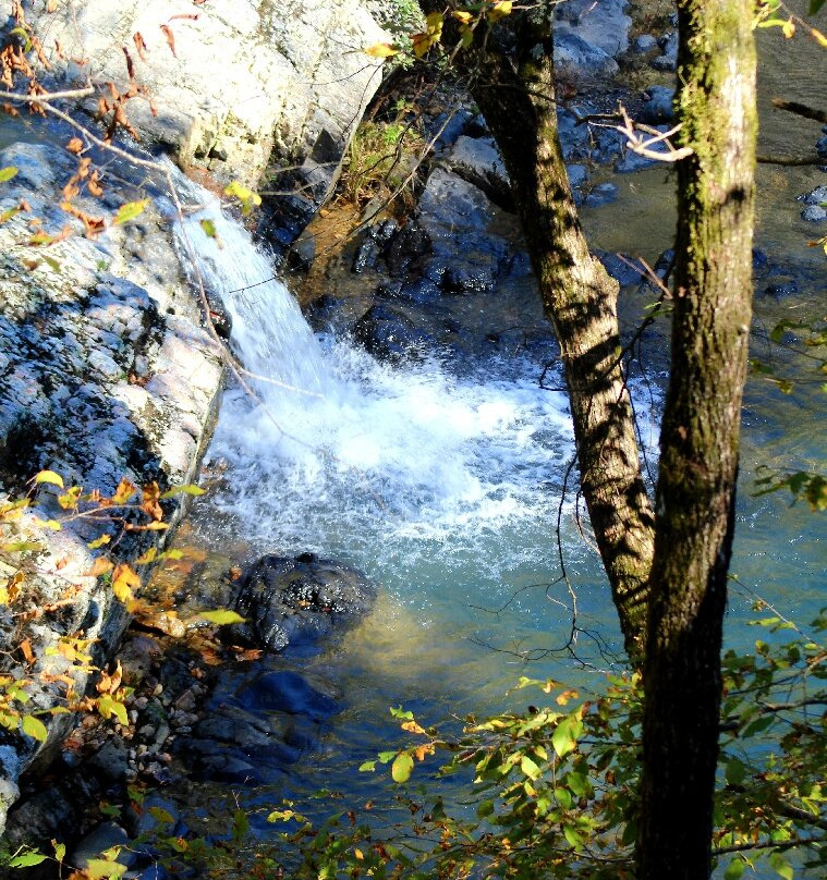 Little Missouri Falls景点图片